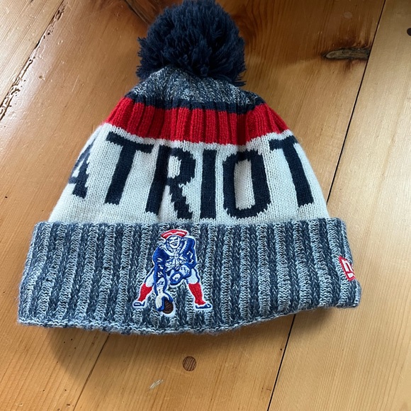 Fleece lined New England Patriots winter hat - Picture 1 of 3